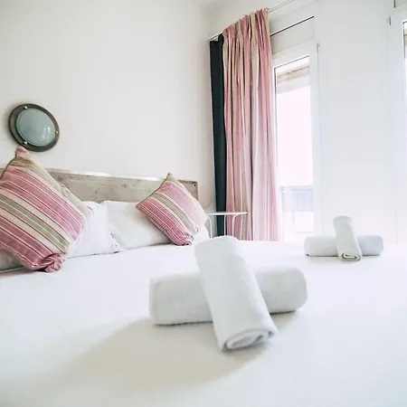 La Llagosta Guest house 2*